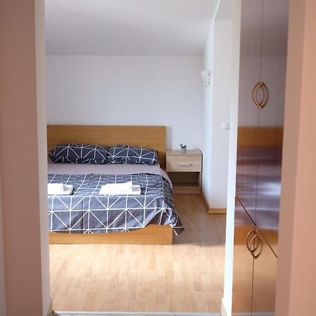 Teo Leilighet Podgorica Eksteriør bilde